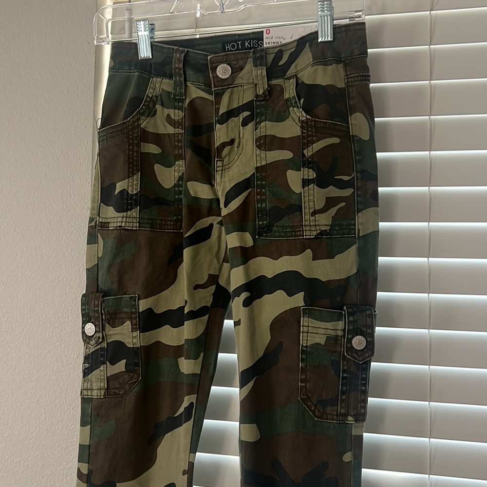 New cargo pants size 0